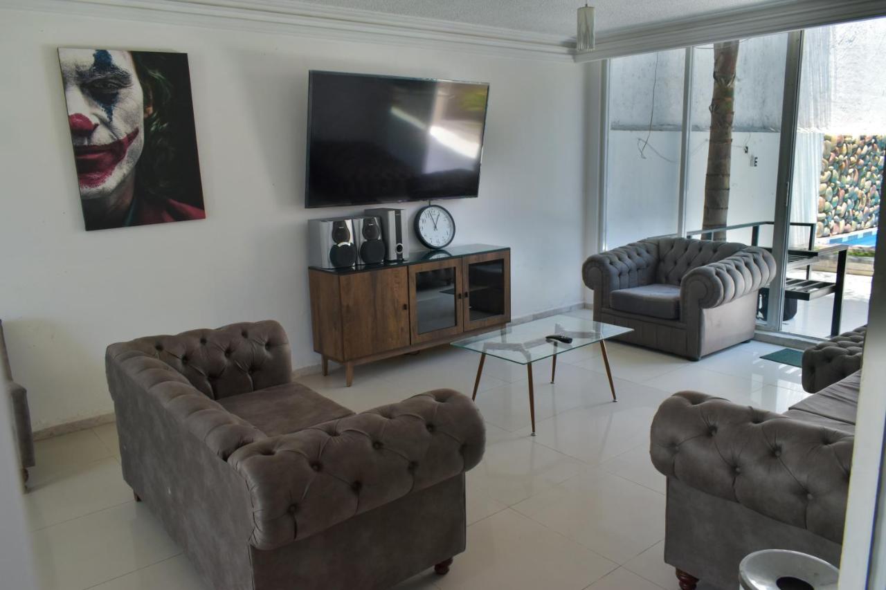 8 Venator House Boutique Apartment เลออน ภายนอก รูปภาพ
